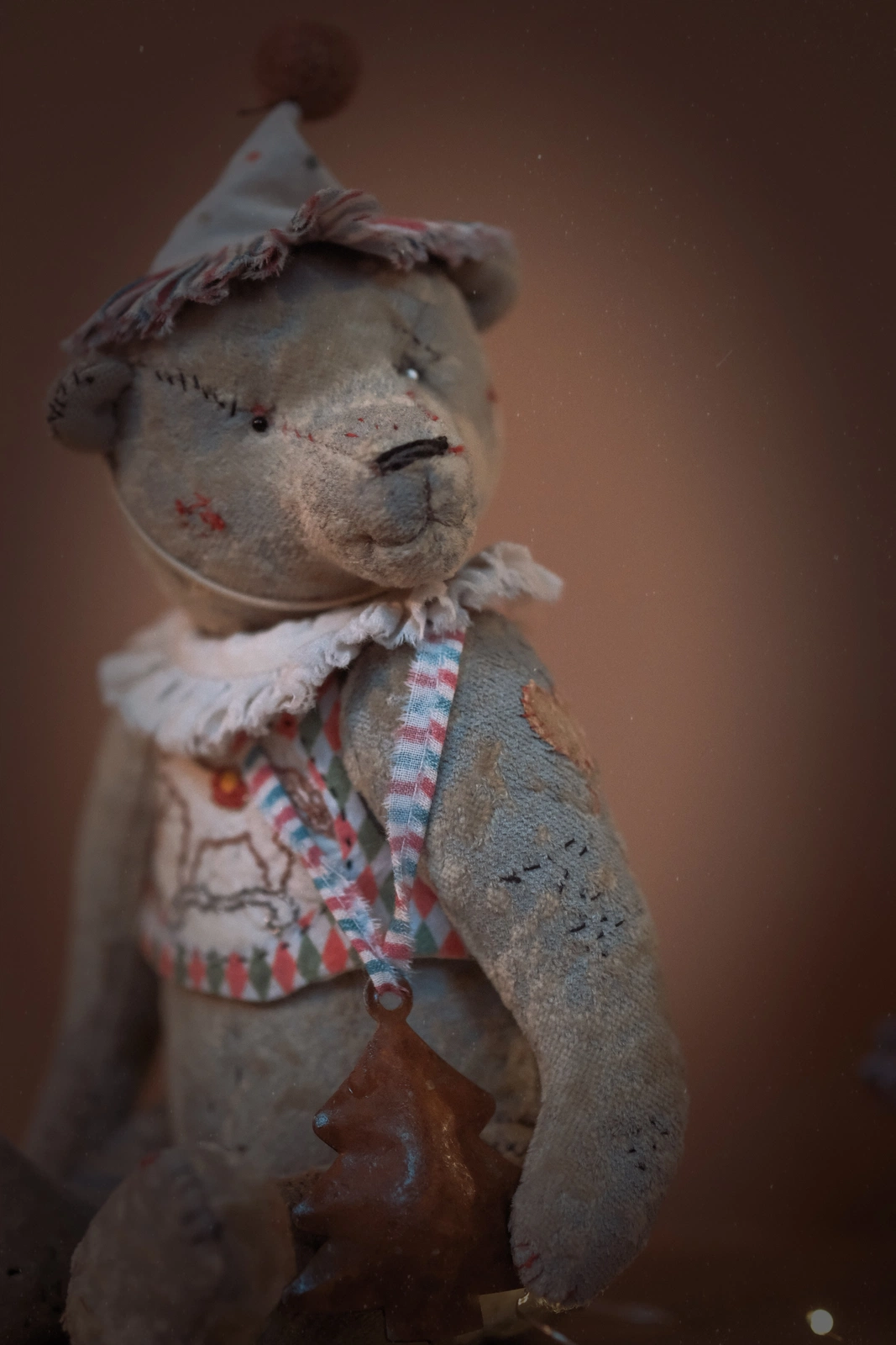 VINTAGE BEAR