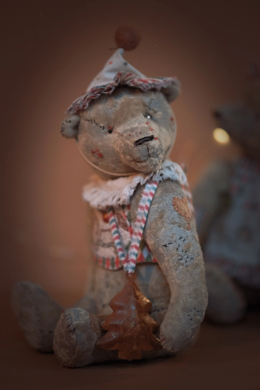 VINTAGE BEAR